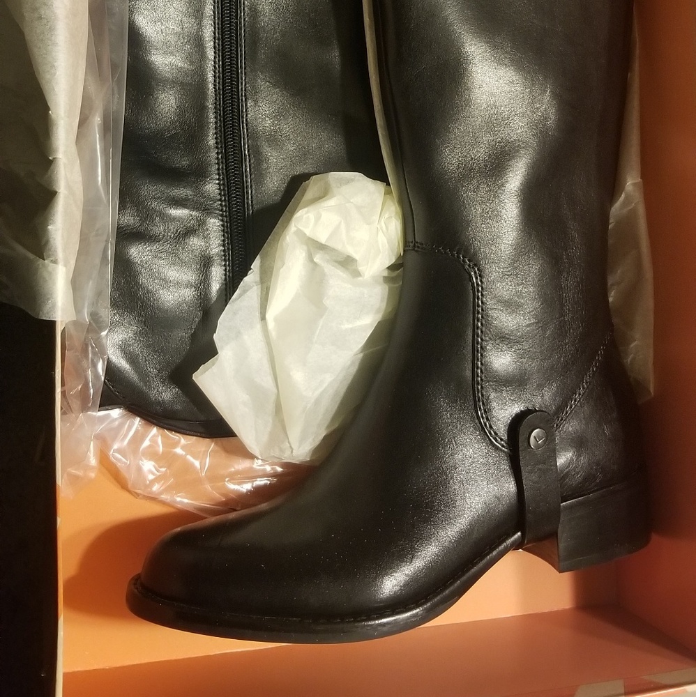 New Via Spiga women's black riding boots 7us.